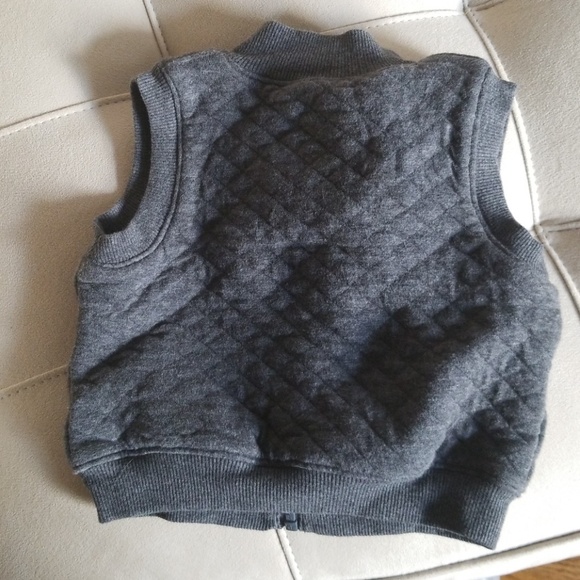 Koala Kids Gray Sleeveless Jacket/Vest - Picture 3 of 5